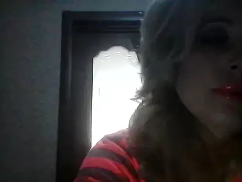 SweetCandy356 online show from 24, 2, 2025