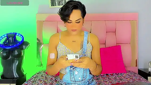 Aistrid gate online show from 18, 10, 2025