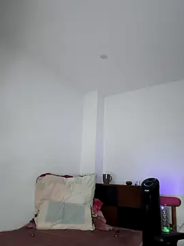 Kiitygirl online show from 11, 4, 2026