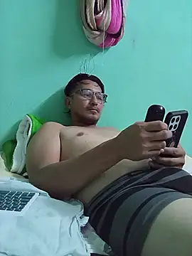 Andresguz35 online show from 19, 11, 2025