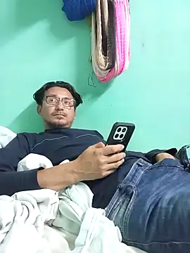 Andresguz35 online show from 2, 2, 2026