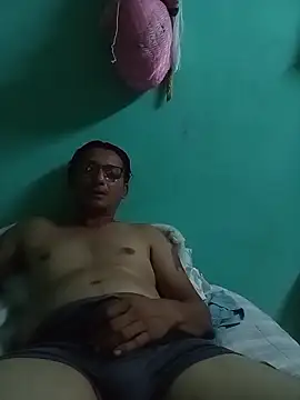 Andresguz35 online show from 2, 12, 2025