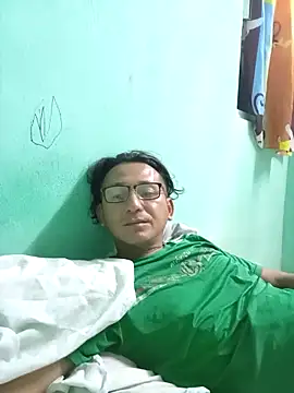 Snapshot of Andresguz35 chatting on 16, 3, 2026 Andresguz35 online show from 16, 3, 2026