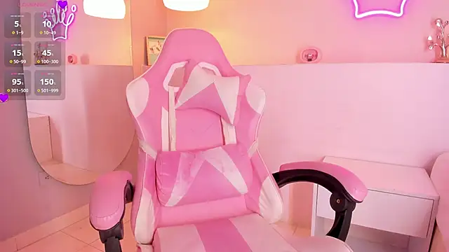 Snapshot of soy_jess03 chatting on 11, 10, 2025 soy jess03 online show from 11, 10, 2025