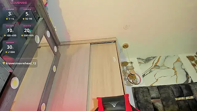 zandra milf  online show from 25, 2, 2025