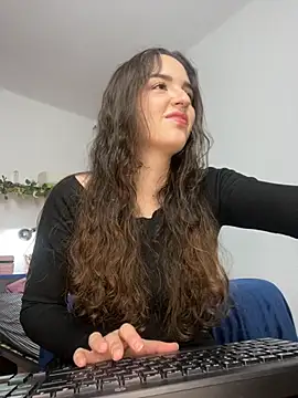 tatianaAlvarez1 online show from 22, 10, 2025