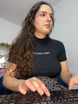 tatianaAlvarez1 online show from 29, 10, 2025