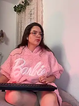 tatianaAlvarez1 online show from 28, 11, 2025