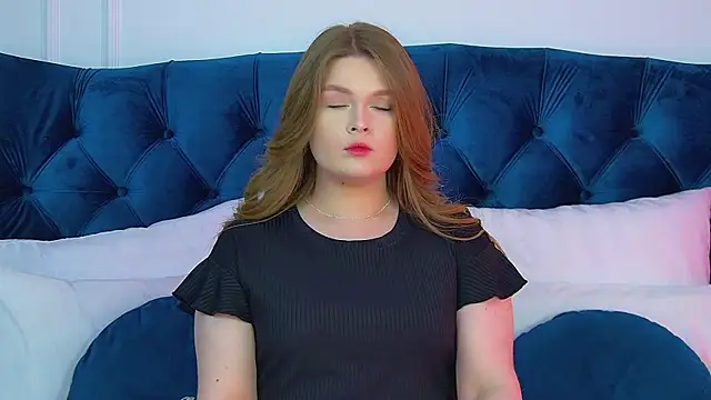 Snapshot of CrystalLyons chatting on 1, 6, 2026 CrystalLyons online show from 1, 6, 2026