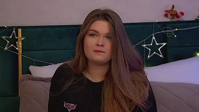 CrystalLyons online show from 18, 12, 2025