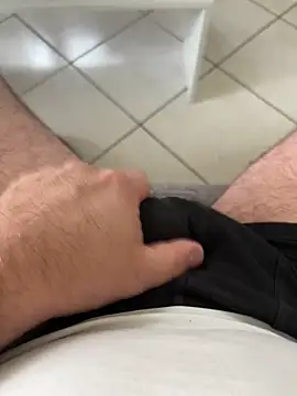 Snapshot of mj23641 chatting on 21, 11, 2025 mj23641 online show from 21, 11, 2025