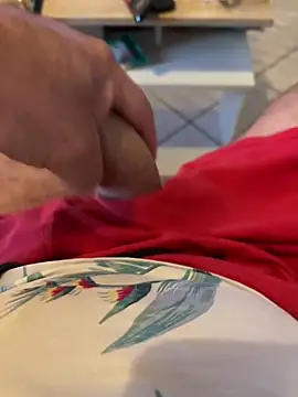 Snapshot of mj23641 chatting on 3, 11, 2025 mj23641 online show from 3, 11, 2025