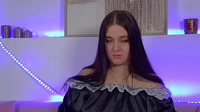 ChristinaMilton online show from 25, 2, 2025