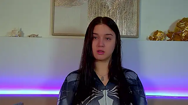 ChristinaMilton online show from 1, 12, 2025