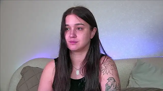 ChristinaMilton online show from 20, 10, 2025