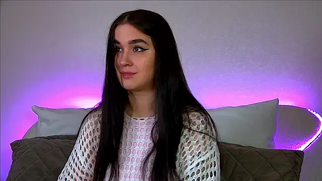 ChristinaMilton online show from 24, 2, 2025