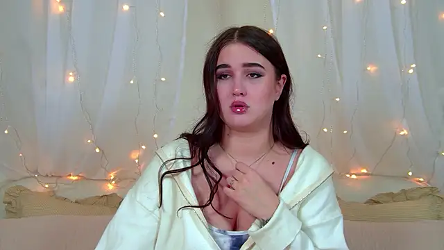 ChristinaMilton online show from 6, 2, 2026