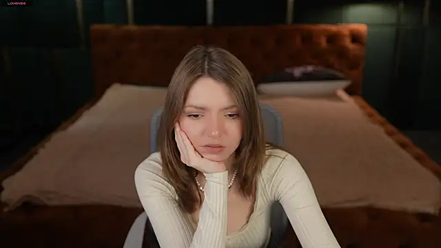 Michelle 054 online show from 1, 11, 2025