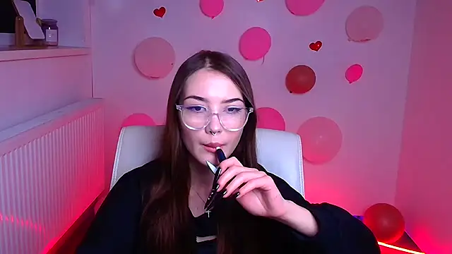 Sandy GG online show from 10, 3, 2025