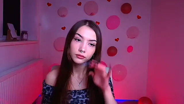 Sandy GG online show from 8, 3, 2025