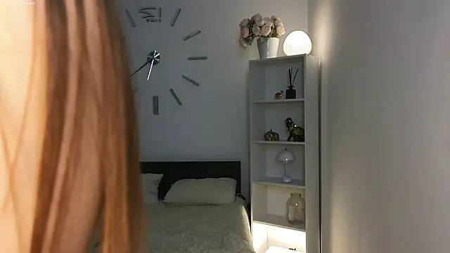 Snapshot of aryamirelle chatting on 13, 2, 2025 aryamirelle online show from 13, 2, 2025