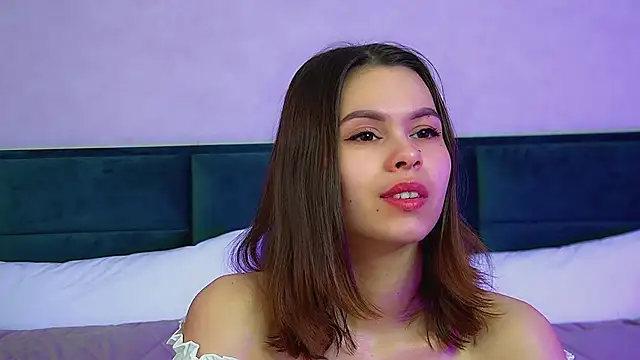 Snapshot of PollyLanders chatting on 26, 11, 2025 PollyLanders online show from 26, 11, 2025