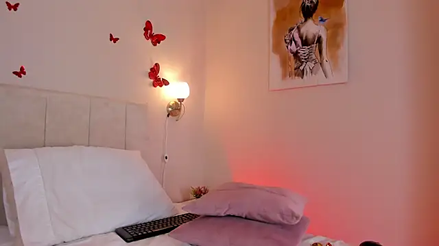 dani skinny  online show from 10, 3, 2025