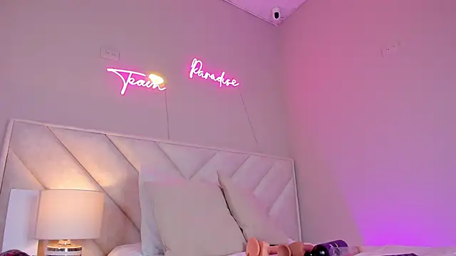 dani skinny  online show from 13, 2, 2025