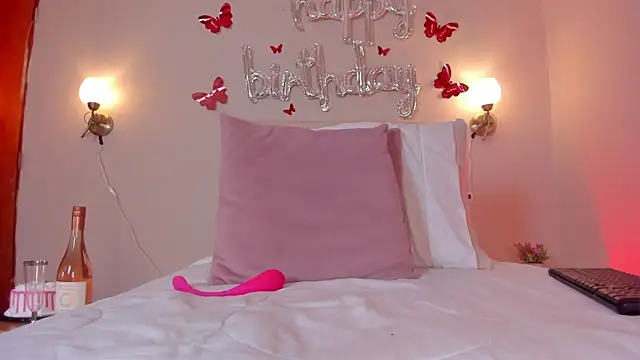 dani skinny  online show from 8, 3, 2025