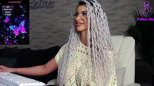 VictoriaMazze online show from 16, 12, 2024