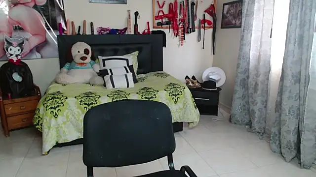 Snapshot of Marilynselxoveanalhard chatting on 5, 6, 2026 Marilynselxoveanalhard online show from 5, 6, 2026