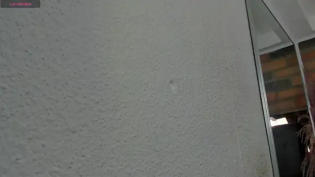 JESSYCORTES online show from 8, 11, 2025