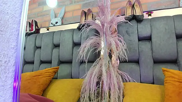 JESSYCORTES online show from 18, 10, 2025