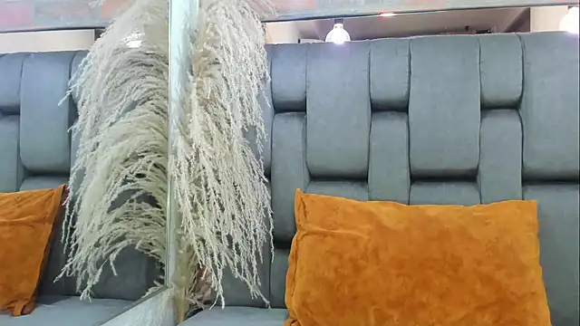 JESSYCORTES online show from 4, 5, 2026