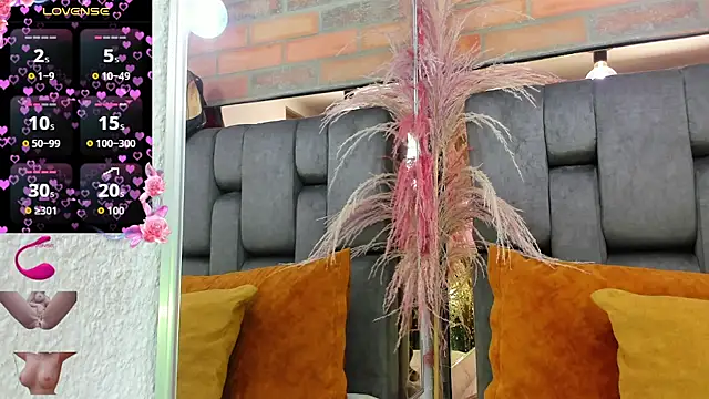 JESSYCORTES online show from 9, 2, 2026