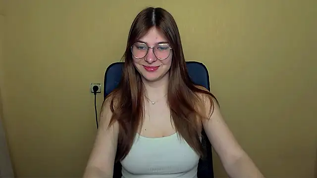 Luna Lush  online show from 14, 4, 2026