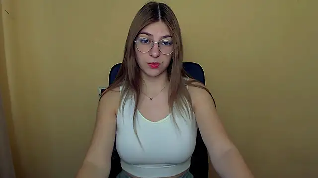 Luna Lush  online show from 28, 10, 2025