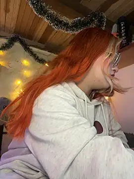 SophiaWeestt99 online show from 16, 12, 2025