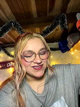 SophiaWeestt99 online show from 20, 12, 2025