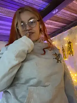 SophiaWeestt99 online show from 14, 4, 2026