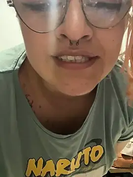 SophiaWeestt99 online show from 12, 4, 2026