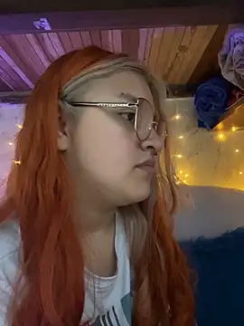 SophiaWeestt99 online show from 22, 10, 2025