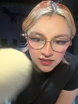 SophiaWeestt99 online show from 16, 2, 2026