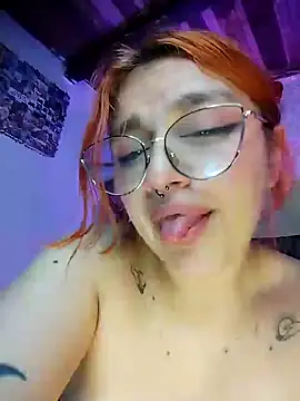 SophiaWeestt99 online show from 26, 2, 2025