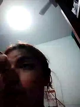 SophiaWeestt99 online show from 7, 3, 2025