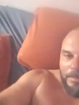 Javierchico online show from 9, 8, 2026