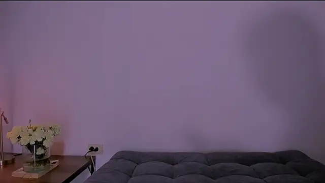 Snapshot of Miiafoxxx chatting on 11, 9, 2025 Miiafoxxx online show from 11, 9, 2025