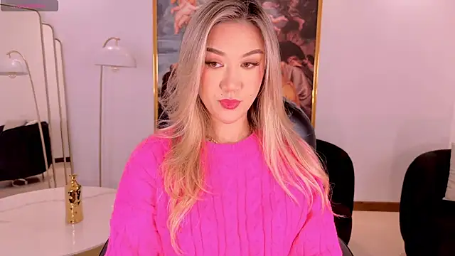 RebeccaHudson online show from 8, 6, 2026