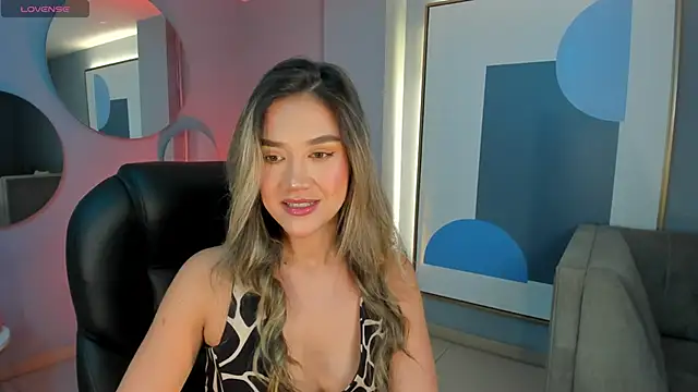 RebeccaHudson online show from 19, 2, 2025