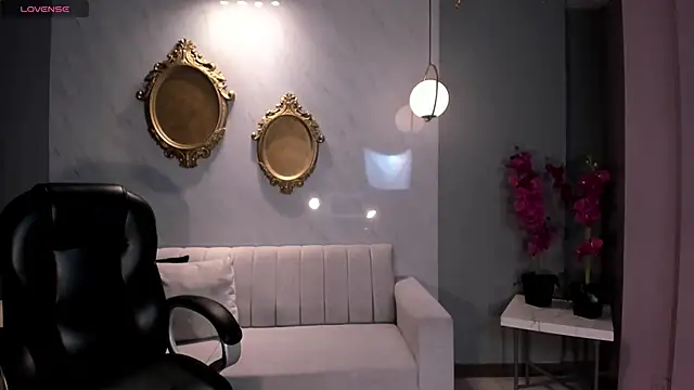 RebeccaHudson online show from 21, 2, 2026